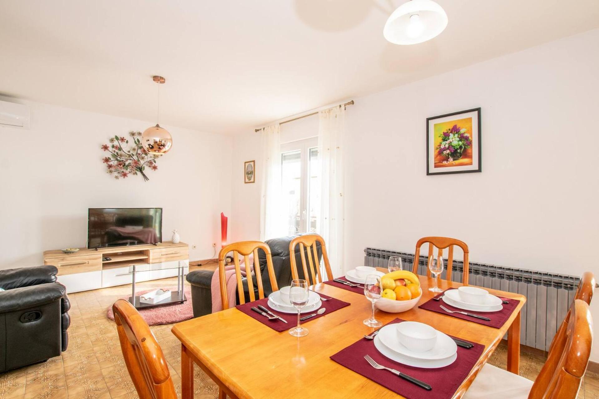 Family House With 2 Apartments - Irma Медулин Экстерьер фото