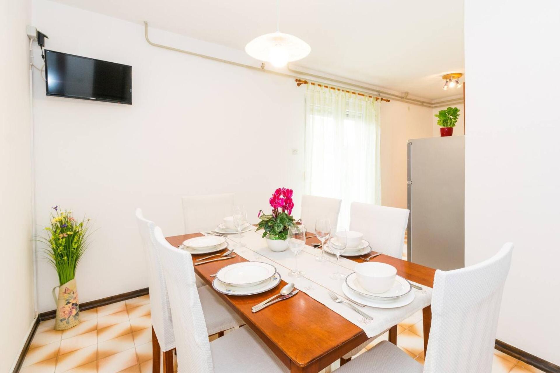 Family House With 2 Apartments - Irma Медулин Экстерьер фото